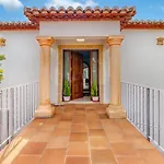 Vera Vila *